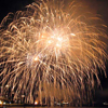 divertimenti in spiaggia di notte